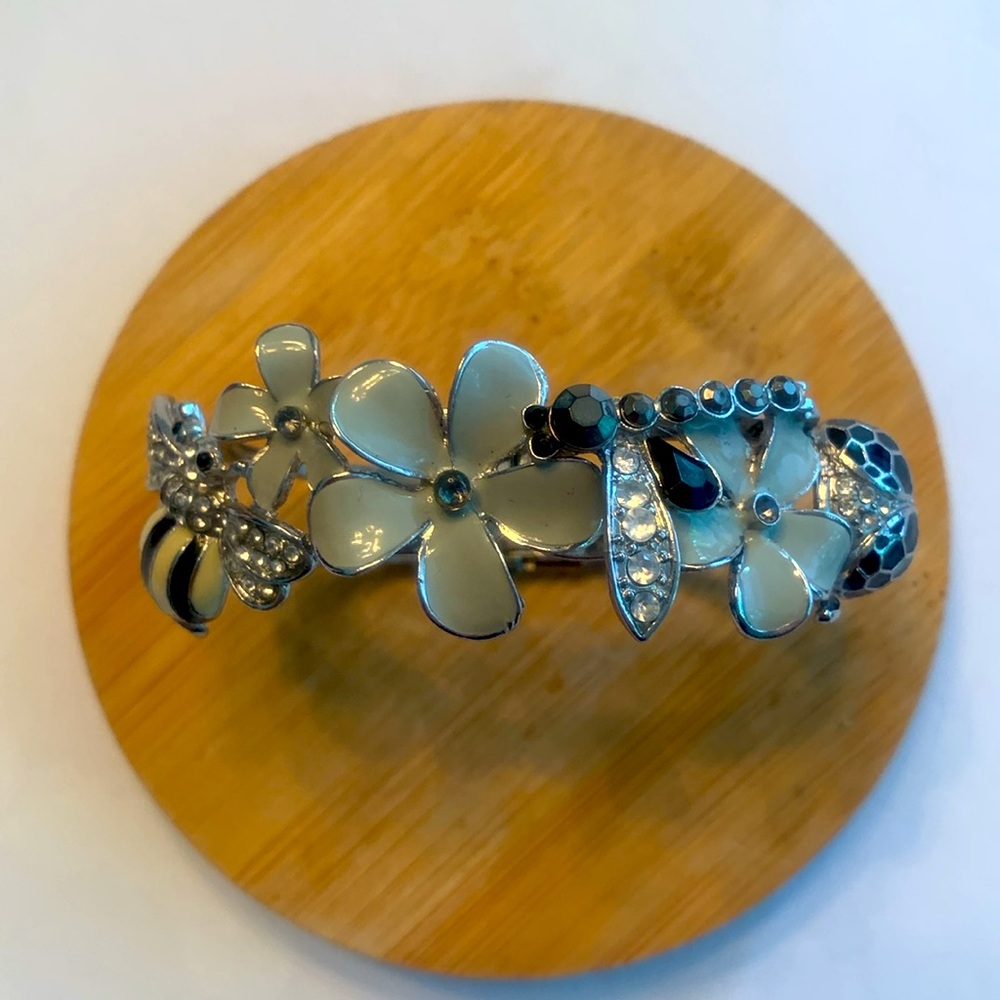 Beautiful enamel flowers bee& beetle crystal grey & black hinged cuff bracelet